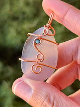 Load image into Gallery viewer, White agate slice with blue apatite gem accent wire wrapped pendant necklace