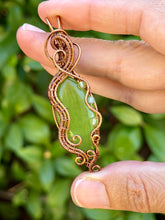 Load image into Gallery viewer, Artisan cab (johari) green cat’s eye with peridot + blue kyanite gem accents wire wrapped pendant necklace