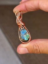 Load image into Gallery viewer, Labradorite mini wire wrapped pendant necklace