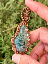 Load image into Gallery viewer, Artisan cab (marina rabinskaya) green dragon vein (mushie etched) agate with green aventurine + tree agate gem accents wire wrapped pendant necklace