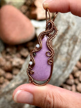 Load image into Gallery viewer, Artisan cab (johari gems) Phosphosiderite with Angelite + obsidian pendent necklace