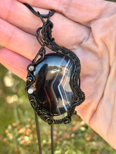 Load image into Gallery viewer, Black banded agate with labradorite + onyx gem accents wire wrapped pendant necklace