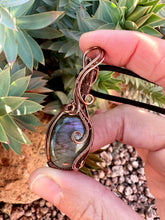 Load image into Gallery viewer, Purple Labradorite Wire Wrapped Pendent Necklace