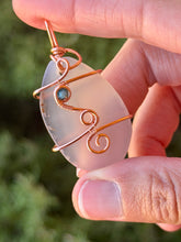 Load image into Gallery viewer, White agate slice with blue apatite gem accent wire wrapped pendant necklace
