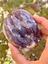 Load image into Gallery viewer, Chevron amethyst dragon
