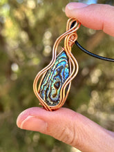 Load image into Gallery viewer, Abalone shell Wire wrapped pendant
