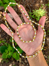 Load image into Gallery viewer, Serpentine + white magnesite beaded 18” necklace + bracelet SET
