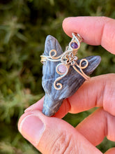 Load image into Gallery viewer, Sodalite wolf with amethyst + lepidolite gem accents wire wrapped pendant necklace
