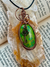 Load image into Gallery viewer, Reserved for cambra k Green (dyed) magnesite with key charm Wire wrapped pendant
