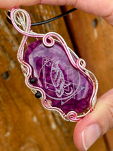 Load image into Gallery viewer, DUO TONED WIRE + DESIGNER STONE (etched by Marina Rabinskaya) Dragon Vein Agate with strawberry quartz + onyx inclusions Wire wrapped pendant
