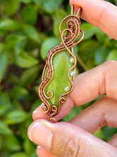 Load image into Gallery viewer, Artisan cab (johari) green cat’s eye with peridot + blue kyanite gem accents wire wrapped pendant necklace

