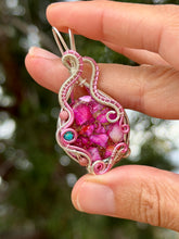 Load image into Gallery viewer, Artisan cab (johari gems) Pink spiny oyster with rhodonite + turquoise gem accents wire wrapped pendant necklace
