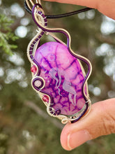 Load image into Gallery viewer, Artisan cab (Marina rabinskaya) dragon vein pink (dyed) agate with raspberry jade + rose quartz gem accents wire wrapped pendant necklace
