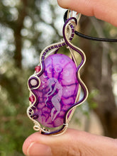 Load image into Gallery viewer, Artisan cab (Marina rabinskaya) dragon vein pink (dyed) agate with raspberry jade + rose quartz gem accents wire wrapped pendant necklace
