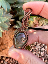 Load image into Gallery viewer, Purple Labradorite Wire Wrapped Pendent Necklace
